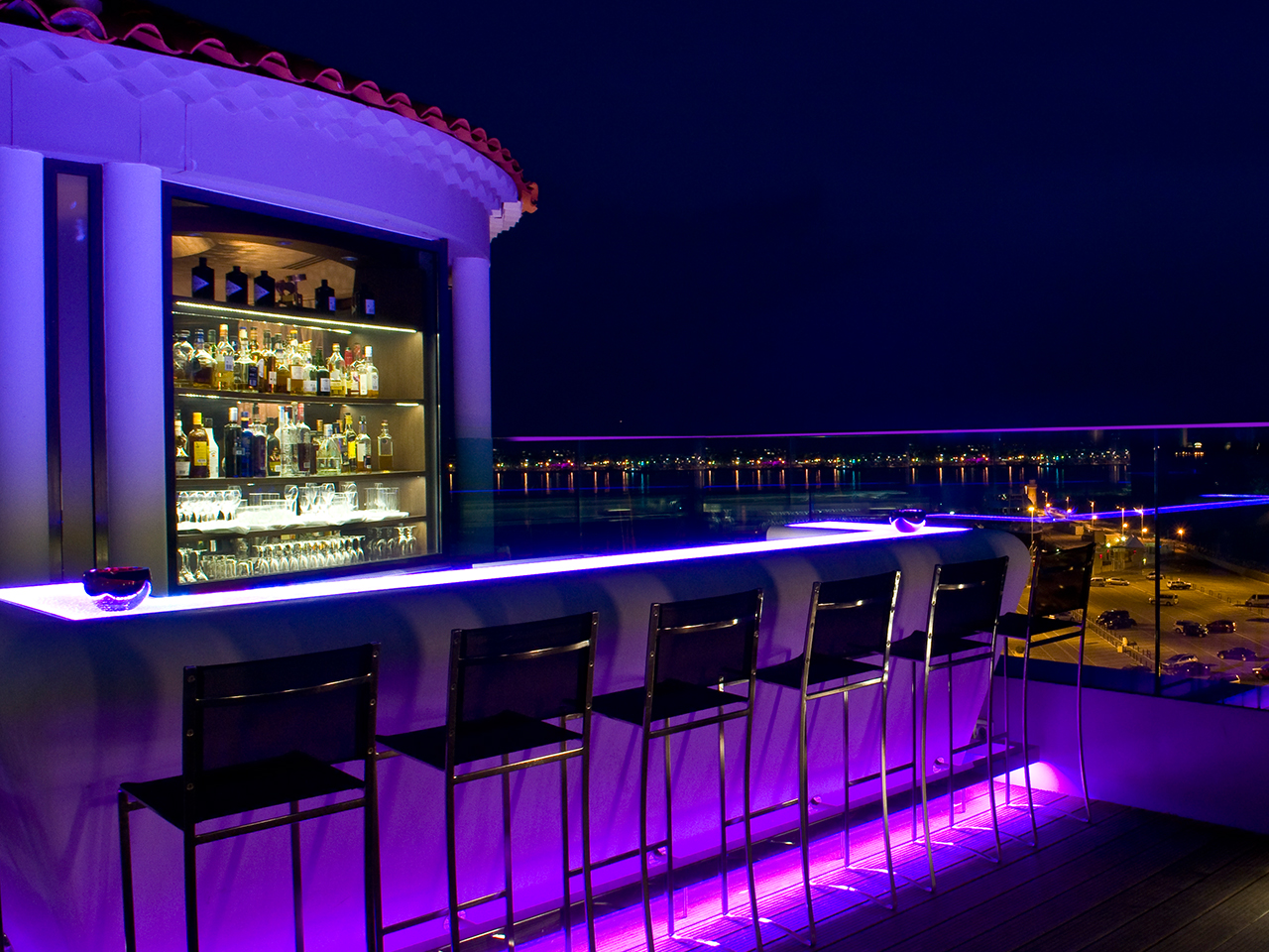le 360 rooftop restaurant